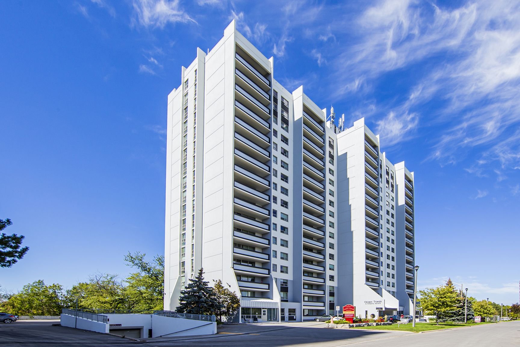 Rentals Ca 16 Towering Heights Blvd St Catharines ON For Rent