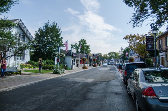 Markham Unionville Mouth of Madness Downtown Residential Rent Renters Rental