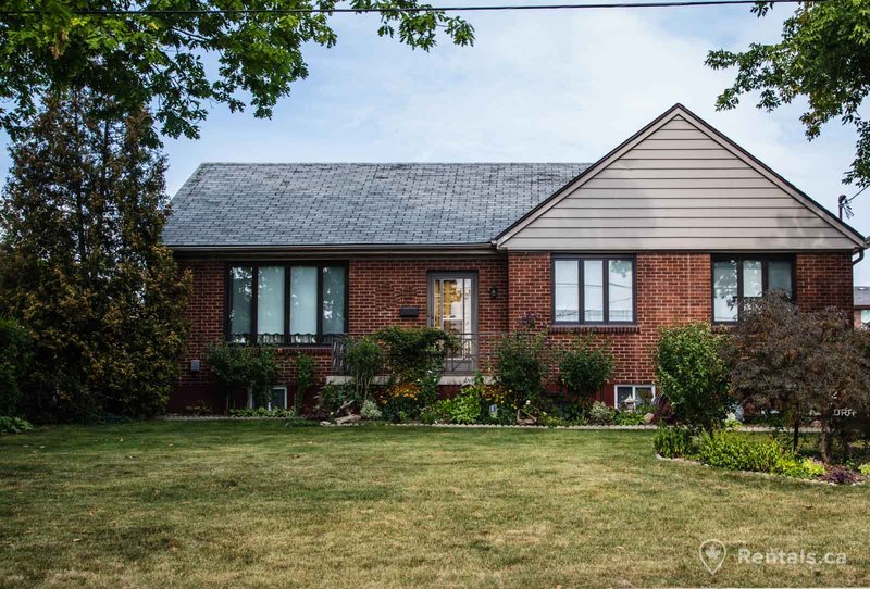Rentals.ca Hillcrest Village North York Apartments, Condos and Houses