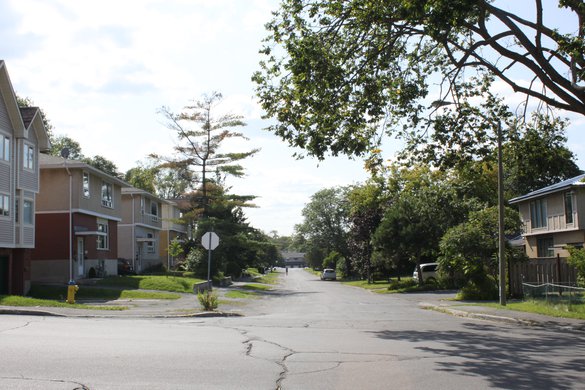 Lincoln Heights Ottawa neighborhood house rental