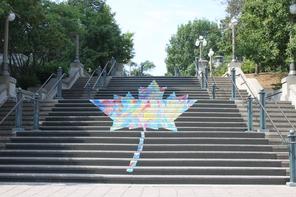 Ottawa canada leaf on steps colorful colourful downtown tourism.JPG