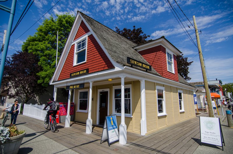 Richmond house rental rentals store colorful community.jpg
