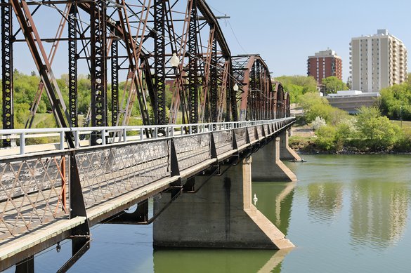 Saskatoon bridge historic attraction downtown apartments house rentals rental.jpg
