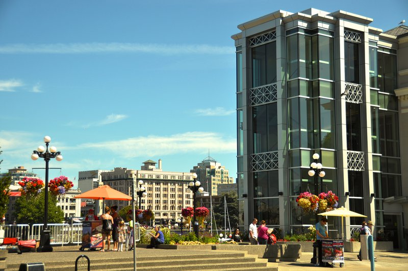 Victoria street building apartment rental rentals streets crosswalk.jpg