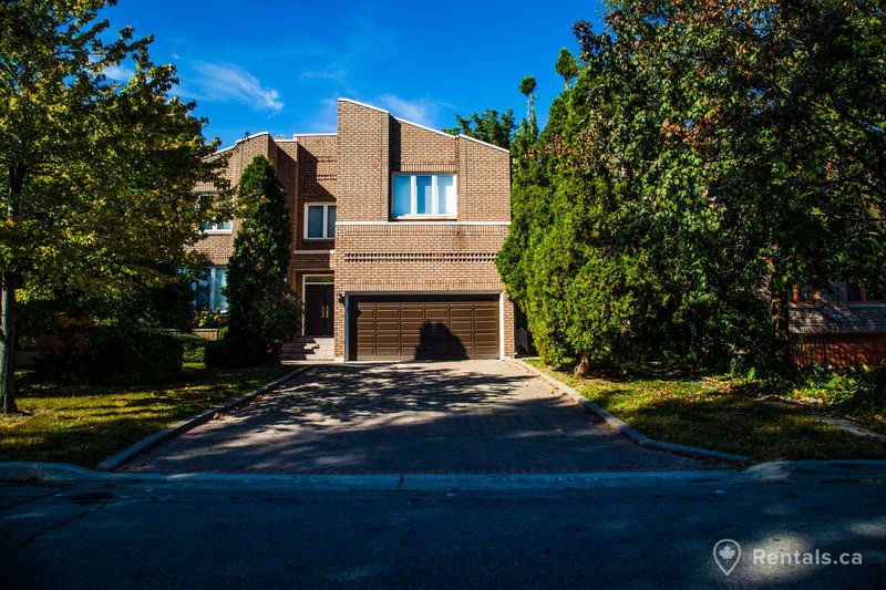 Rentals.ca Briar Hill Belgravia York Apartments, Condos and Houses