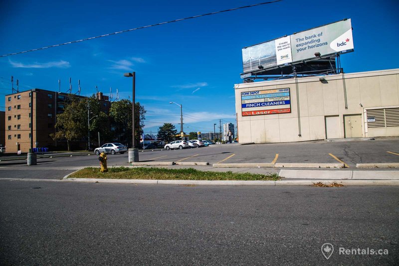 Rentals.ca Bathurst Manor North York Apartments, Condos and Houses For Rent