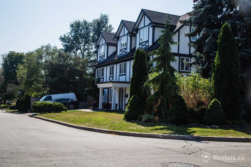 Rentals.ca New Toronto Etobicoke Apartments, Condos and Houses For Rent