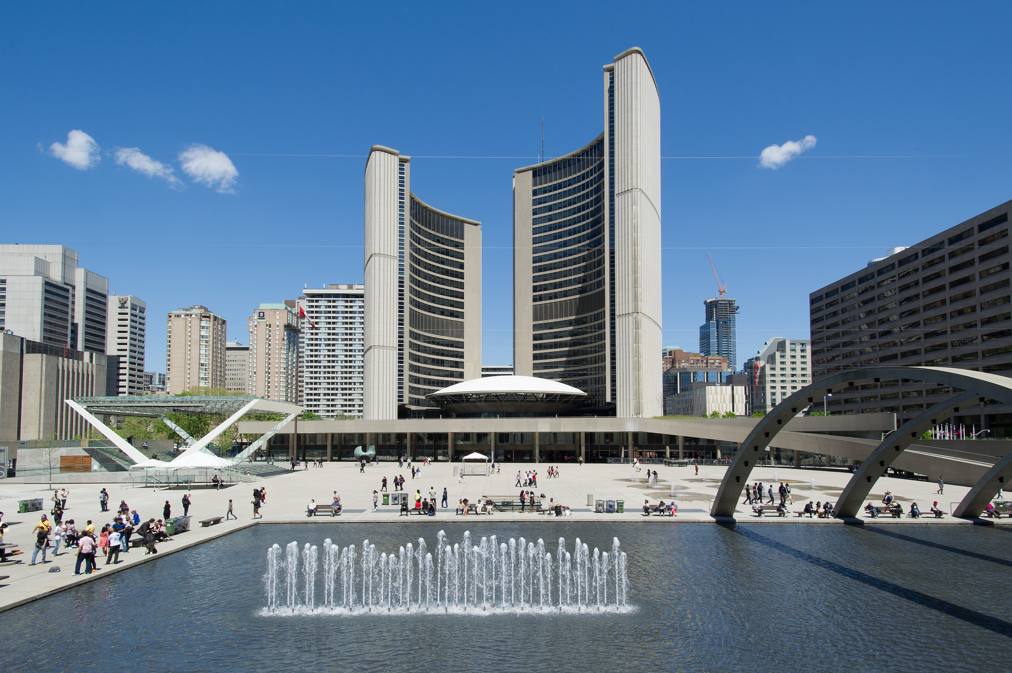 Hôtel de ville du centre-ville de Toronto Location d'appartements Nathan Phillips Square