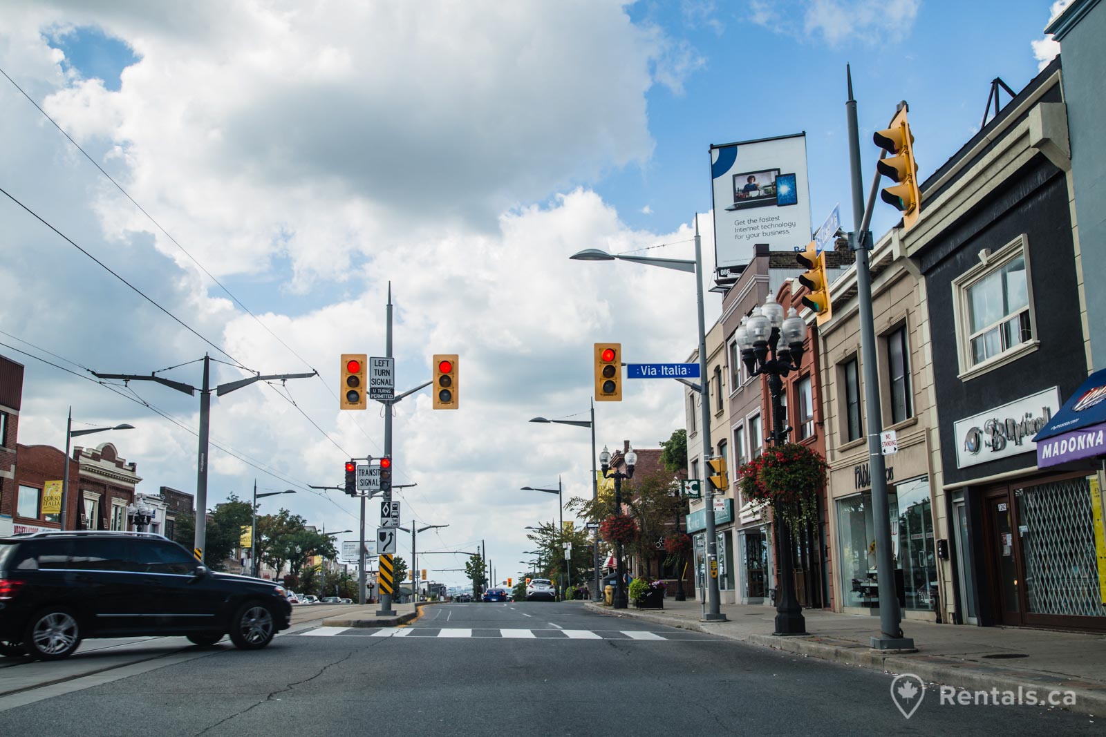 Many shops and restaurants near  the Little Italy houses for rent and apartments for rent