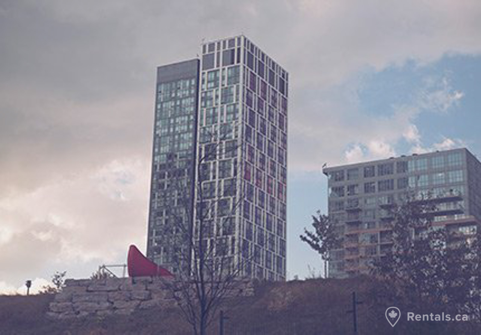 Tall high rise condos for rent in city place near red canoe park