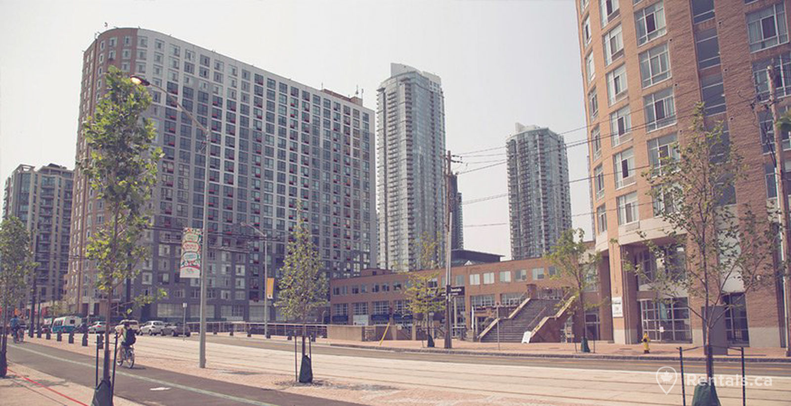 homes in Harbourfront found in luxury condos near the lake