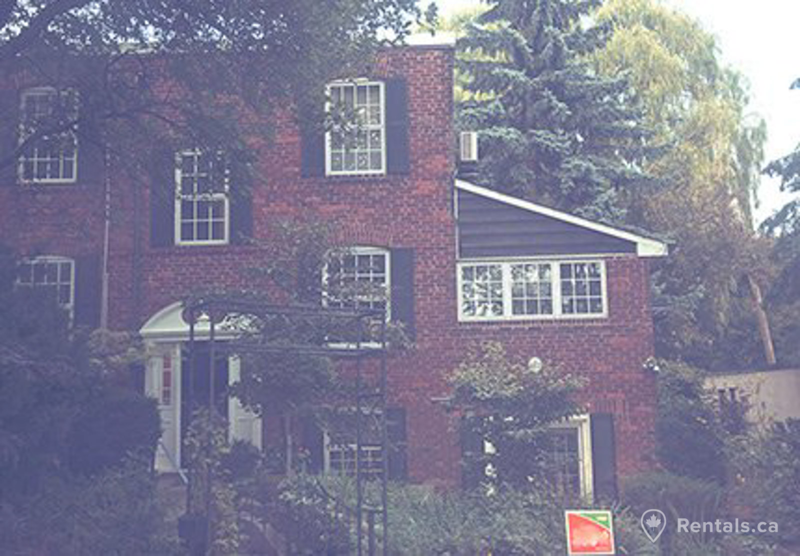 Detached homes for rent in RIverdale