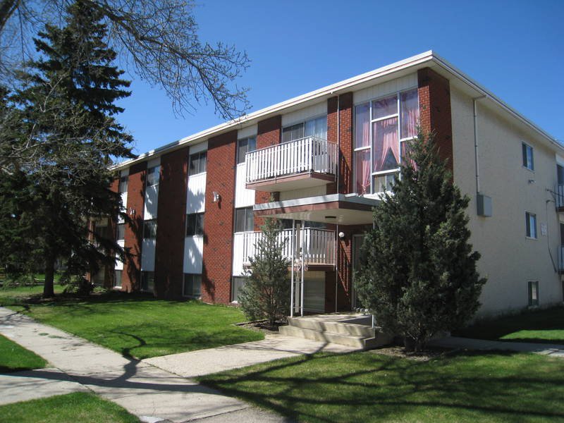 Apartment for rent at 10530 69 Avenue Northwest, Edmonton, AB. 