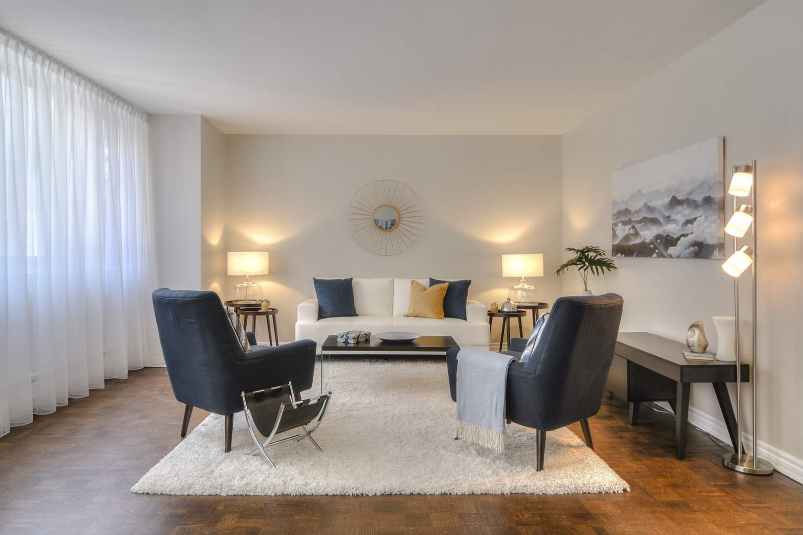 Apartment for rent at 1212 Avenue des Pins Ouest, Montréal, QC.