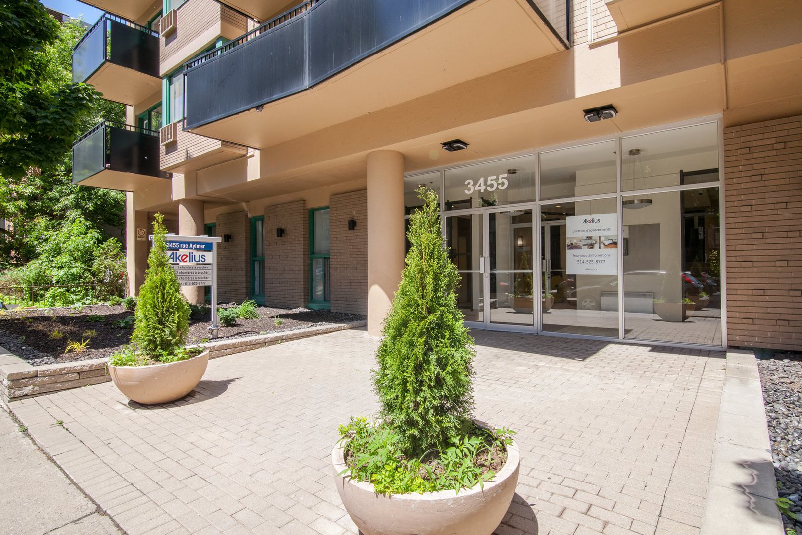 Louer.ca ) 3455 Rue Aylmer, Montreal QC for Rent