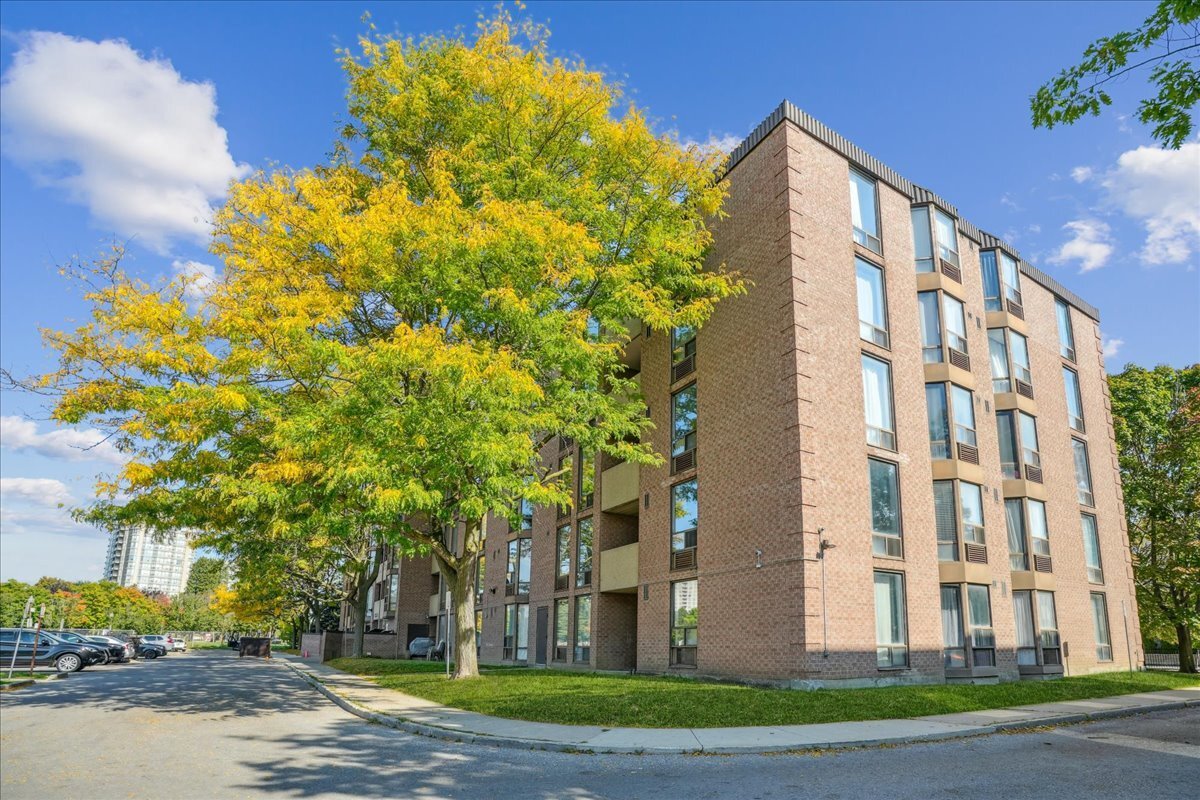 Apartments near me that allow sale animals