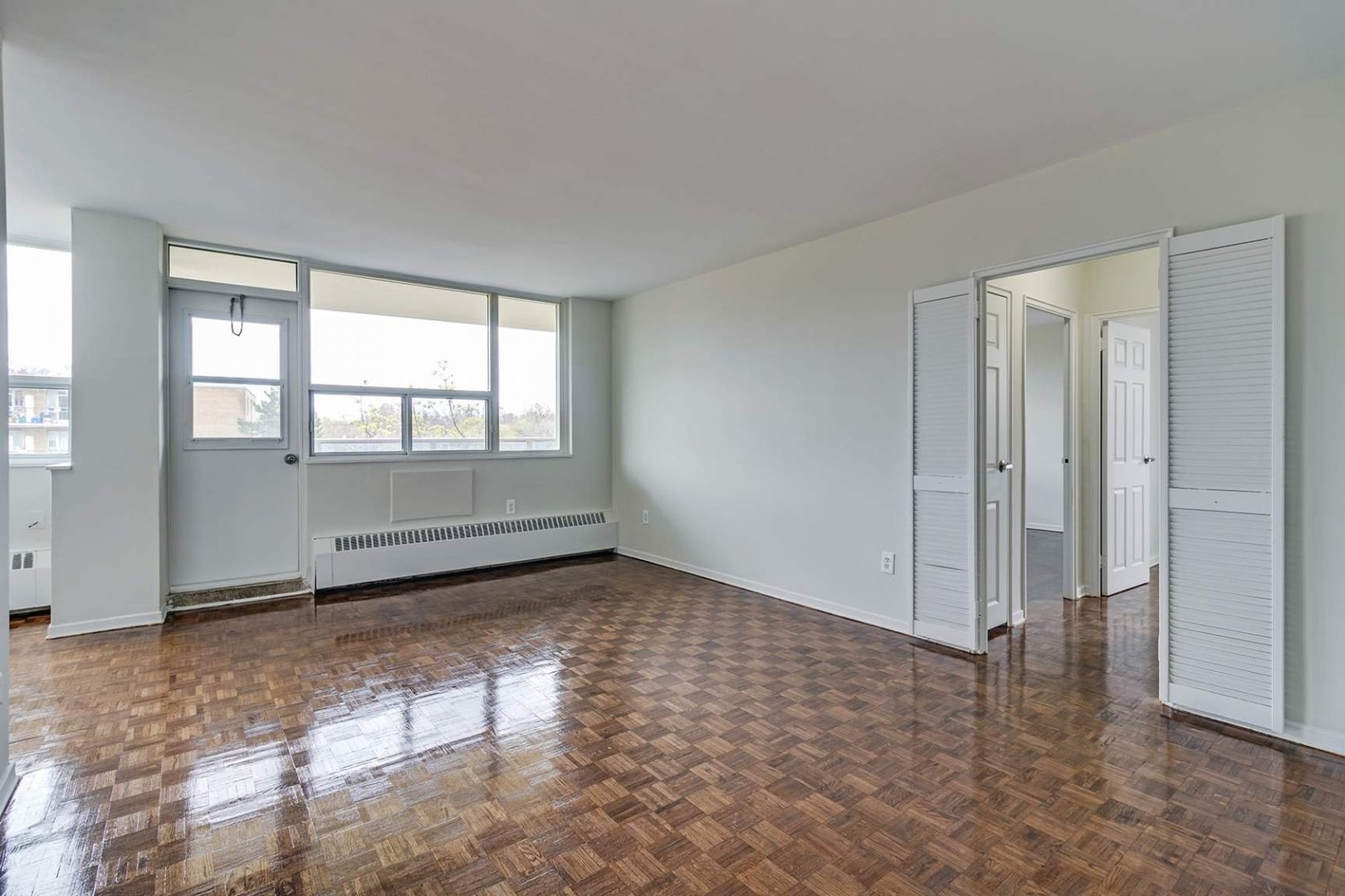 Rentals.ca :) 2900 Bathurst Street, Toronto ON for Rent