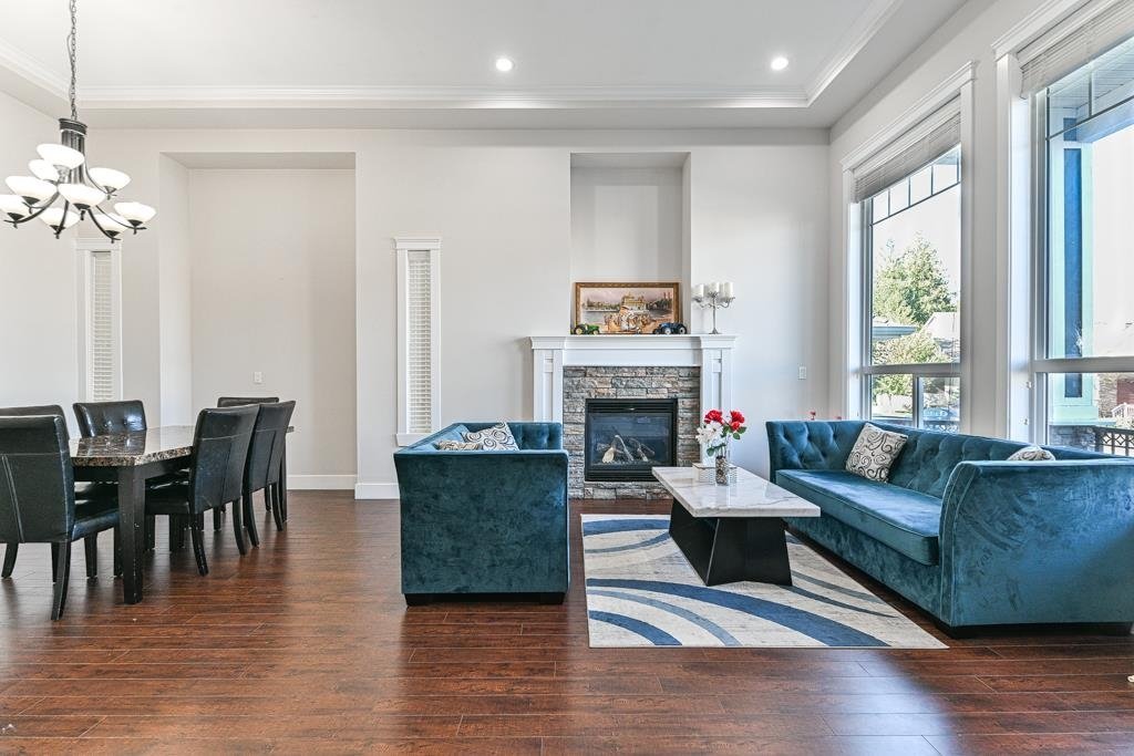 27784 Porter Drive - Photo 5
