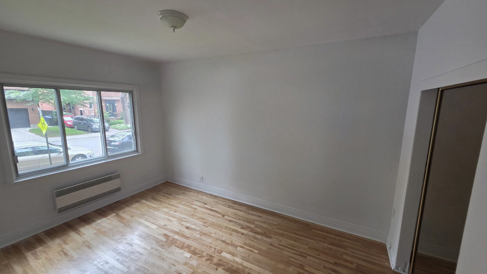 10425 Avenue de l'Esplanade - Photo 5