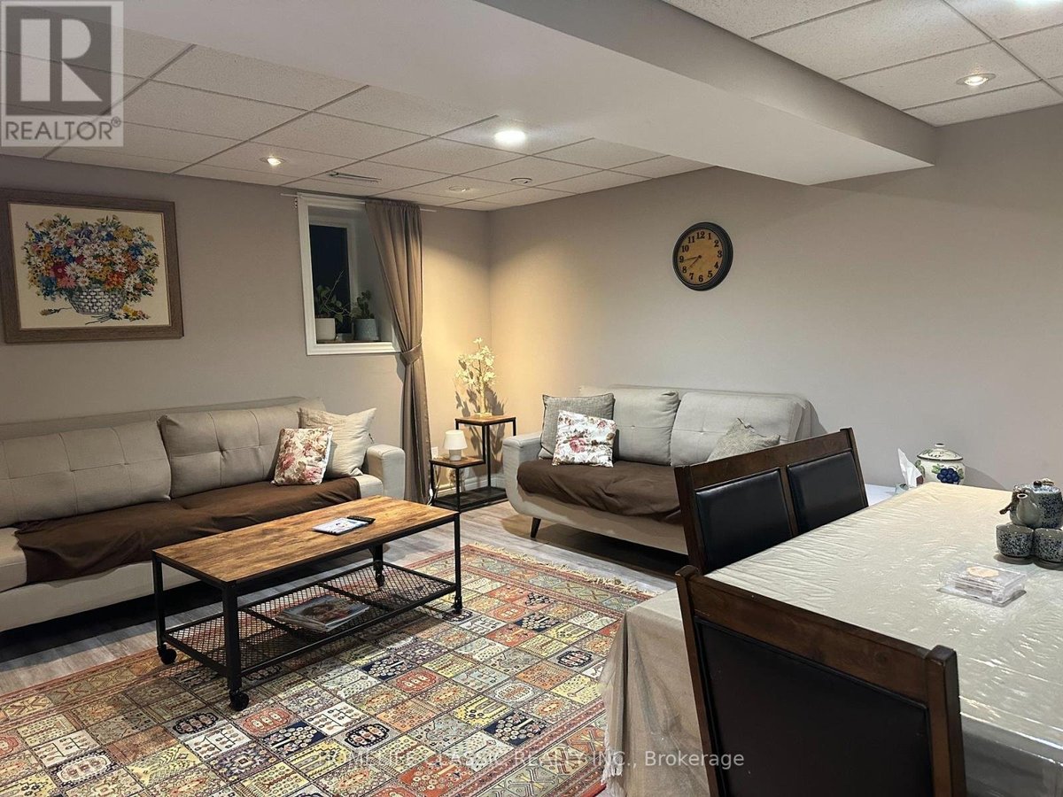 Rentals.ca Aurora Apartments, Condos and Houses For Rent