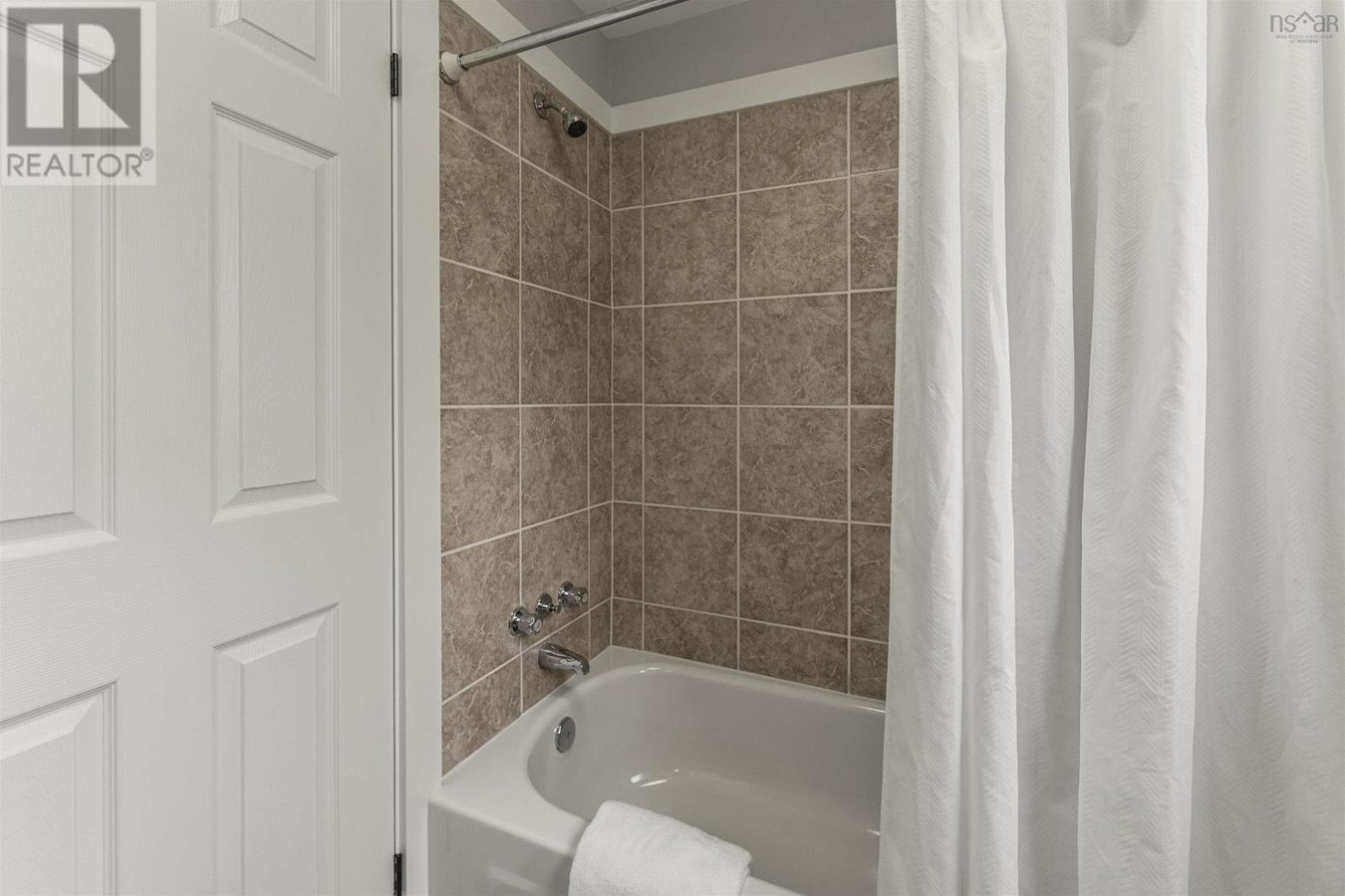 479 Shore Drive - Photo 9