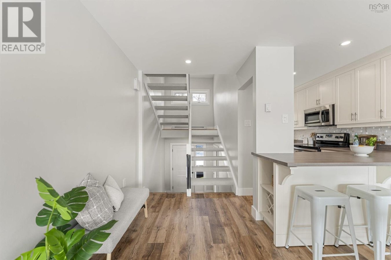 479 Shore Drive - Photo 3