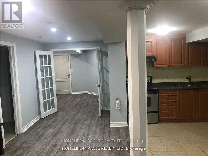 93 WHITEHOUSE CRESCENT - Photo 2