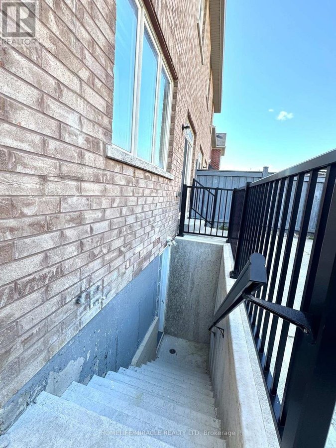BSMT - 8 ALTURA WAY - Photo 8