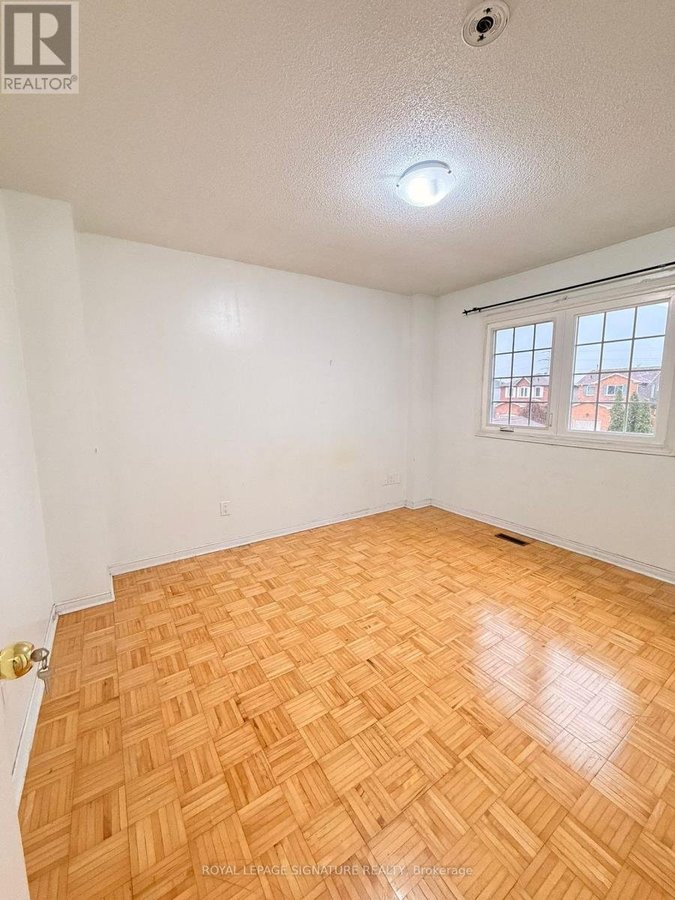 UPPER - 64 WOODSIDE COURT - Photo 4