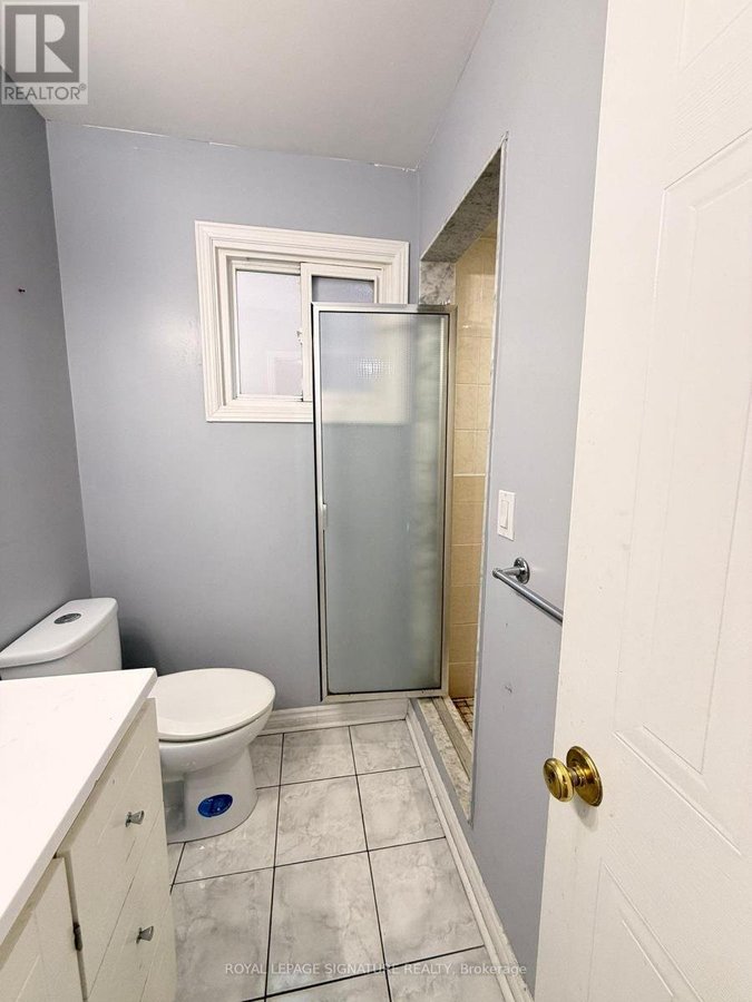 UPPER - 64 WOODSIDE COURT - Photo 10