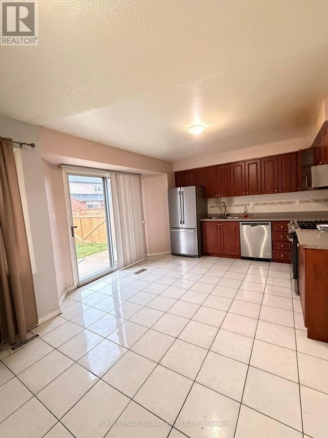 UPPER - 64 WOODSIDE COURT - Photo 12
