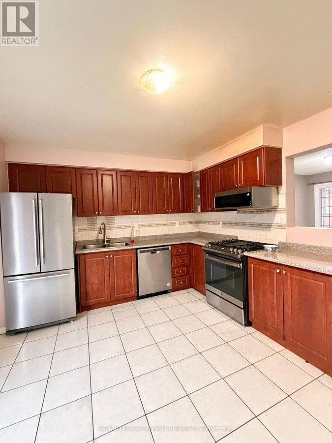 UPPER - 64 WOODSIDE COURT - Photo 13