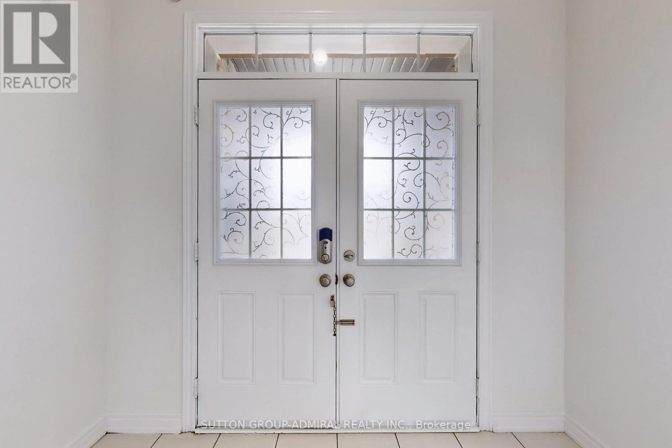 74 DAVENFIELD CIRCLE - Photo 3