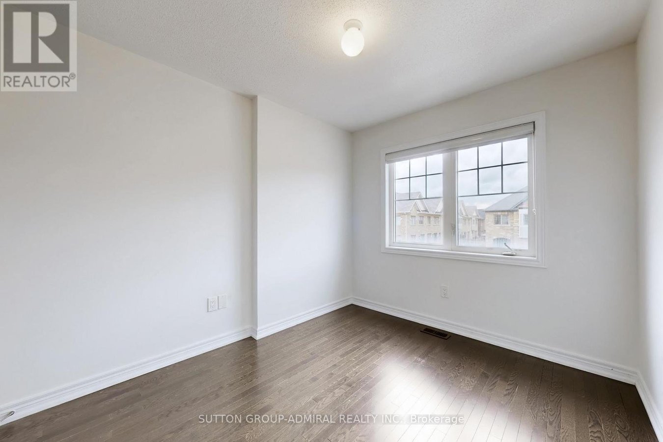 74 DAVENFIELD CIRCLE - Photo 32