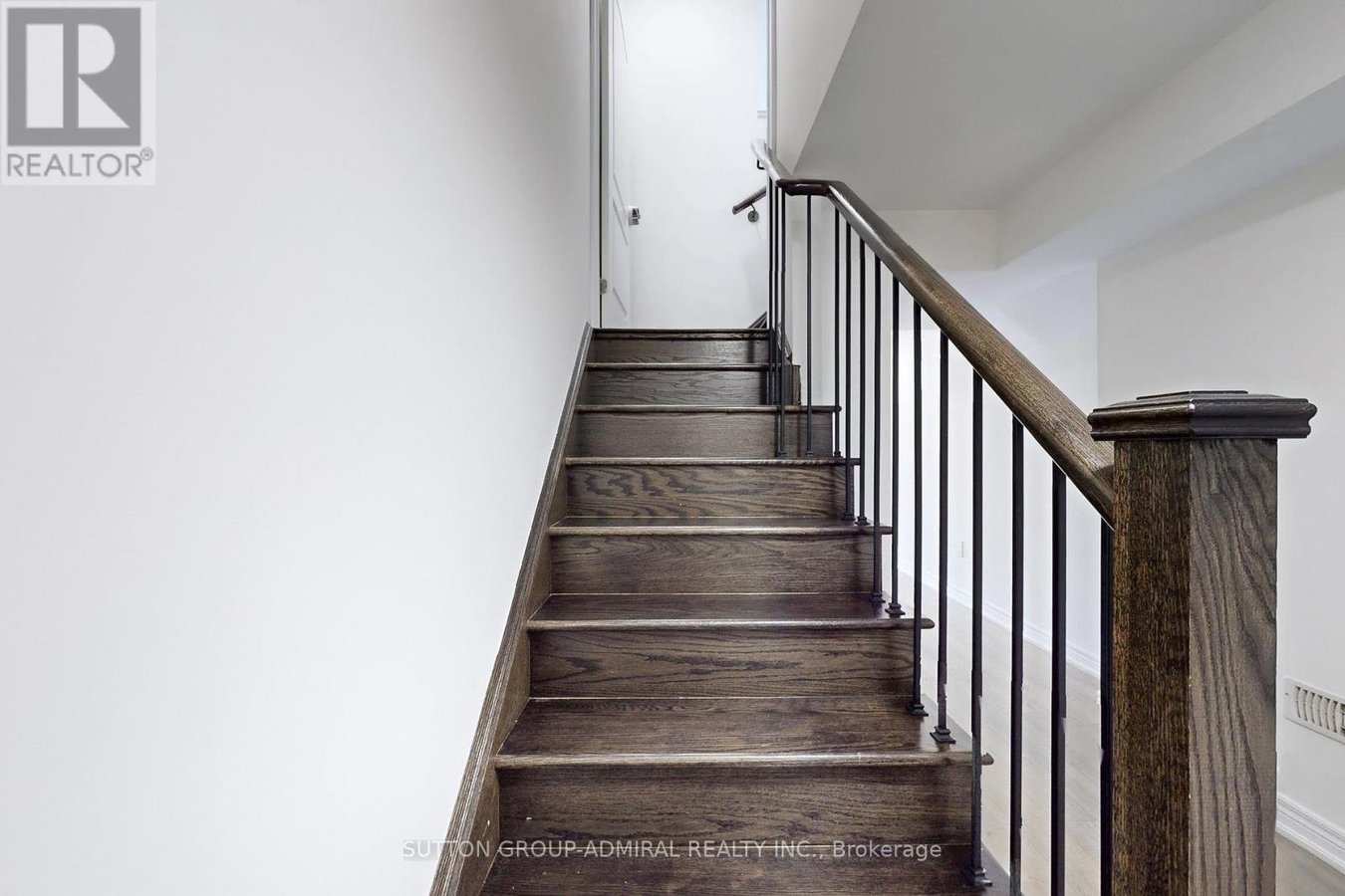 74 DAVENFIELD CIRCLE - Photo 37