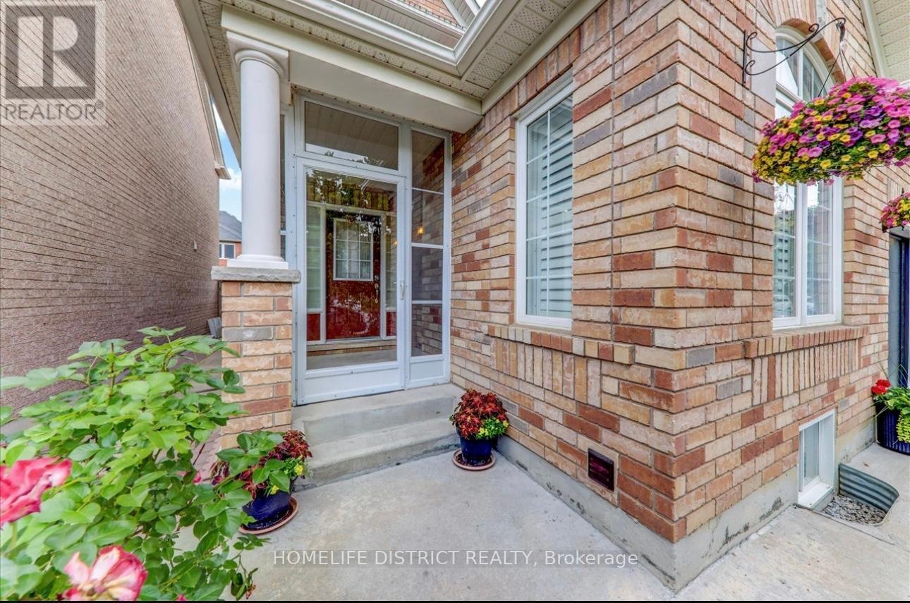 51 SEASCAPE CRESCENT - Photo 3