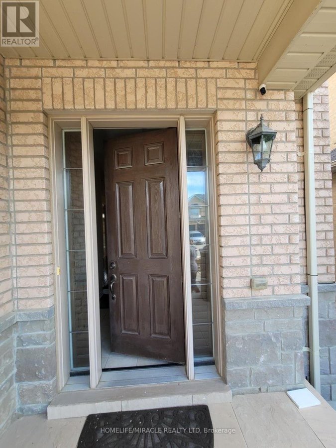 7 CAMPWOOD CRESCENT - Photo 7