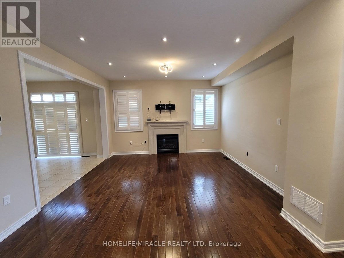 7 CAMPWOOD CRESCENT - Photo 12