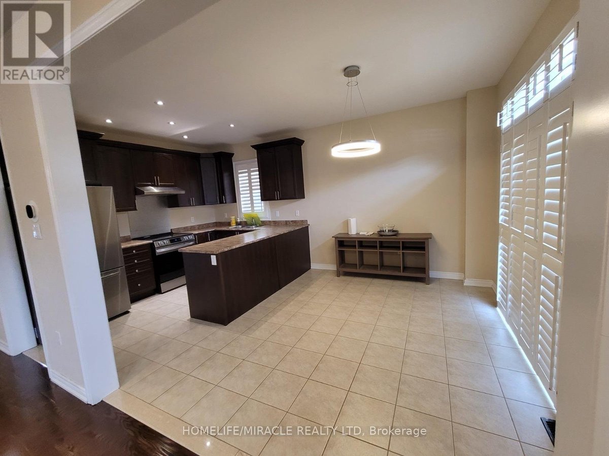 7 CAMPWOOD CRESCENT - Photo 14