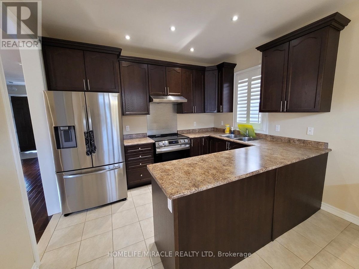 7 CAMPWOOD CRESCENT - Photo 15