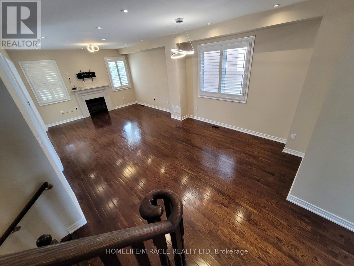 7 CAMPWOOD CRESCENT - Photo 20