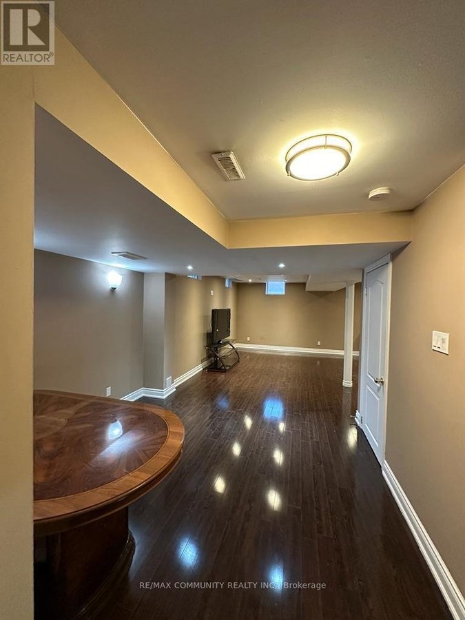 15 LOTUS STREET - Photo 4