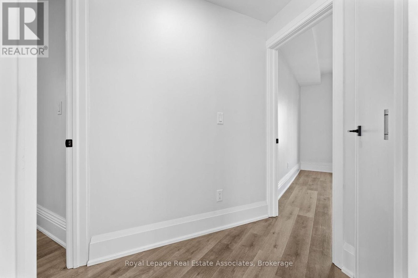2 - 55 CAYUGA STREET - Photo 11