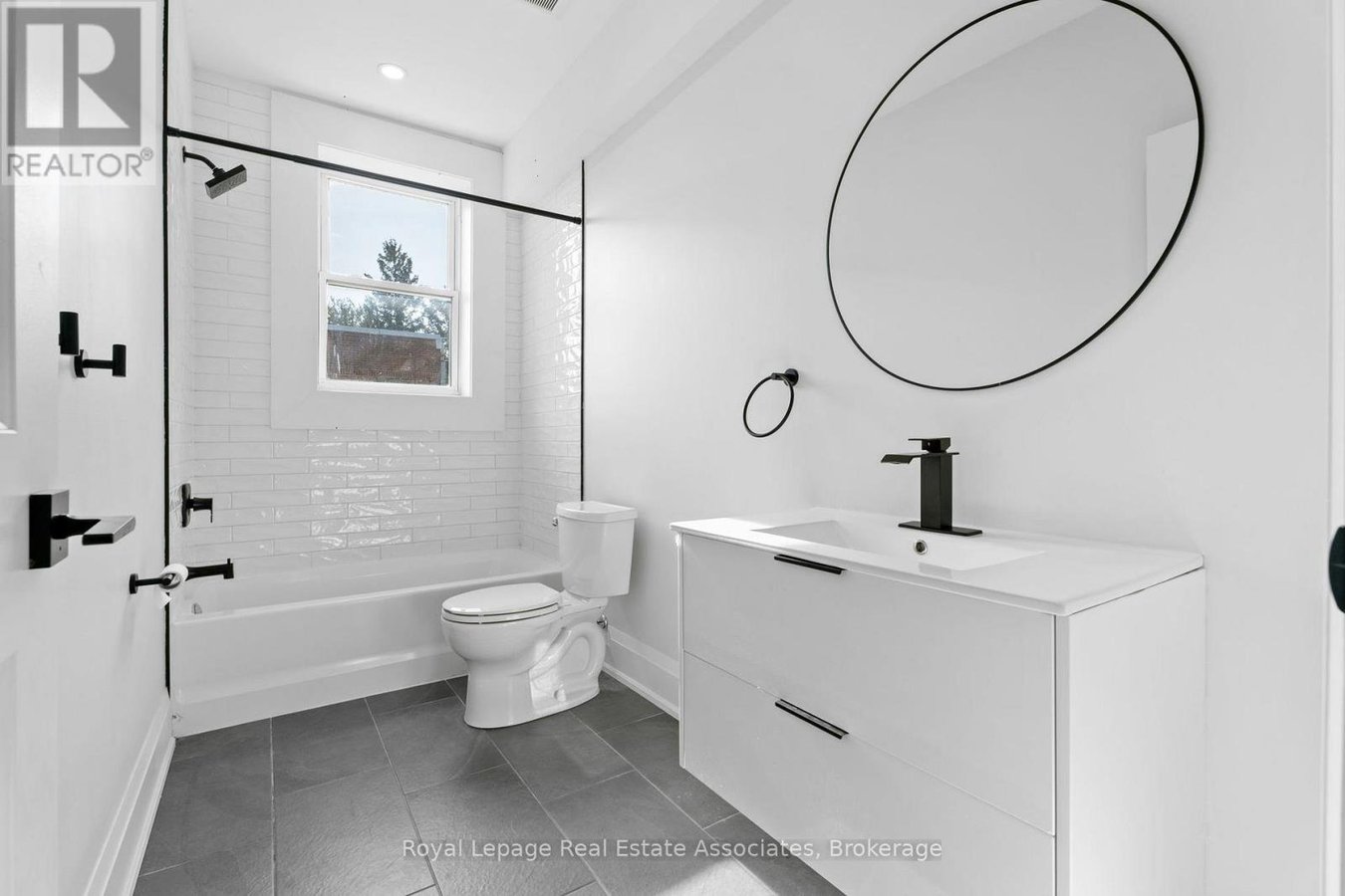 2 - 55 CAYUGA STREET - Photo 14