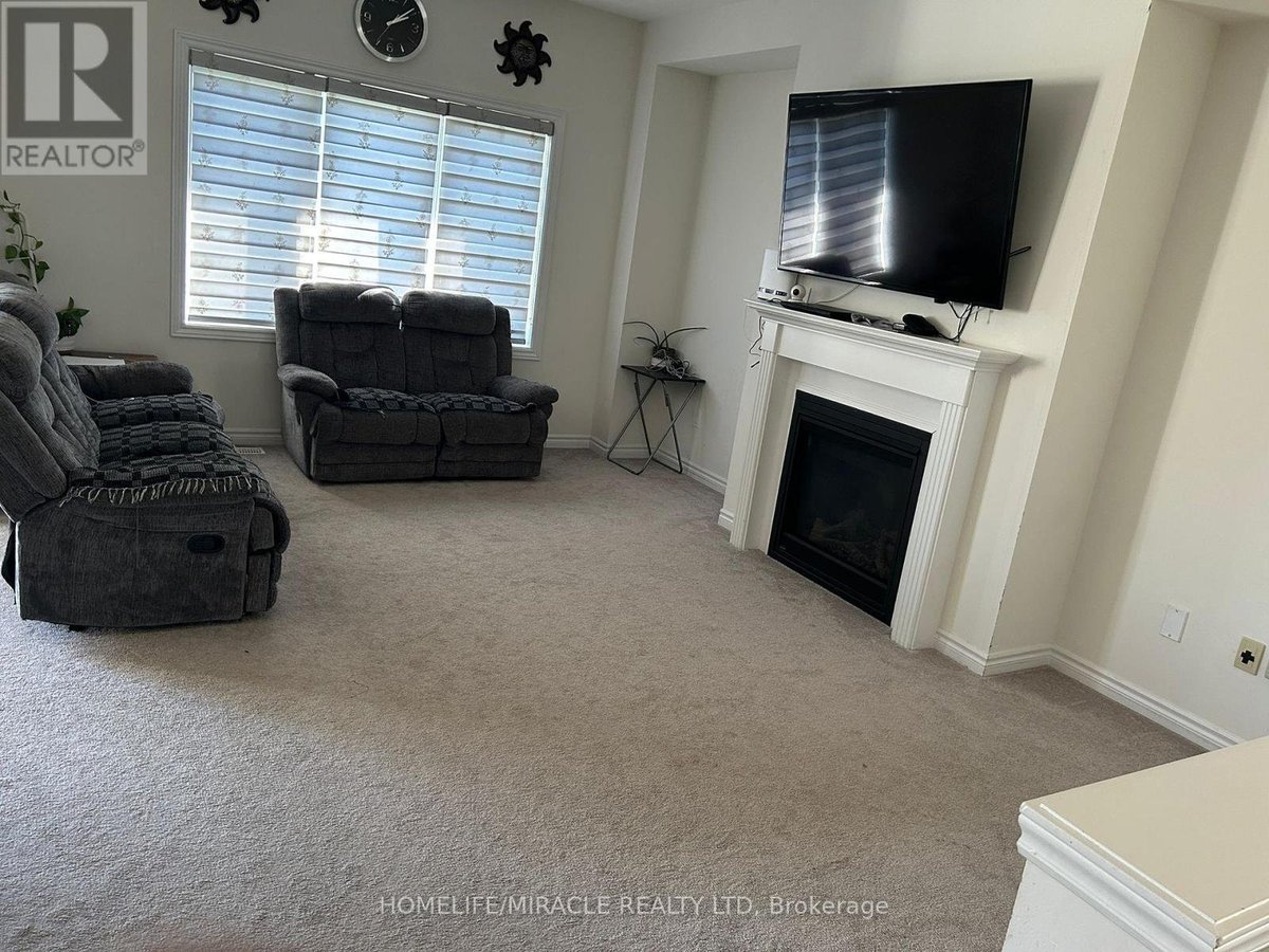 29 JENNER DRIVE - Photo 4