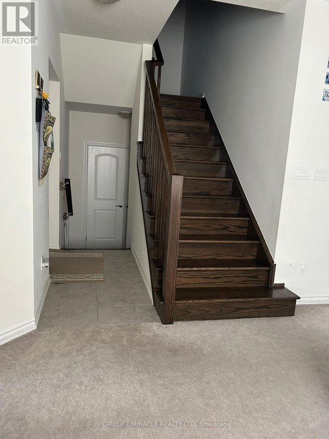 29 JENNER DRIVE - Photo 8