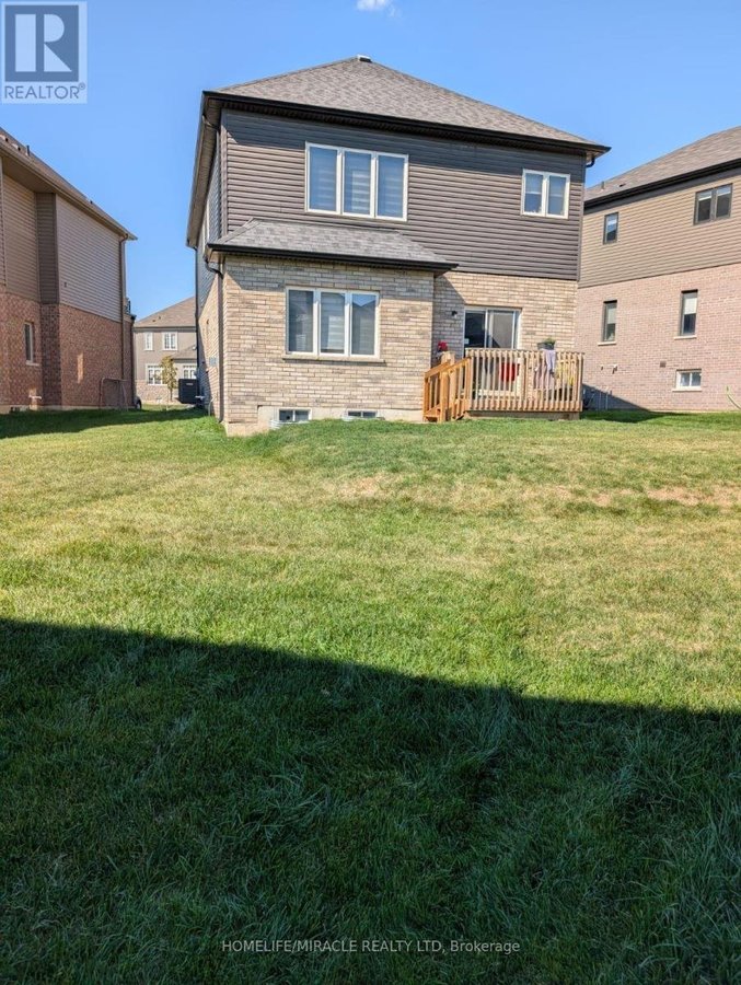 29 JENNER DRIVE - Photo 11