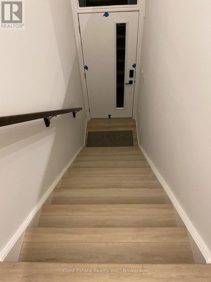11 - 55 TOM BROWN DRIVE - Photo 2