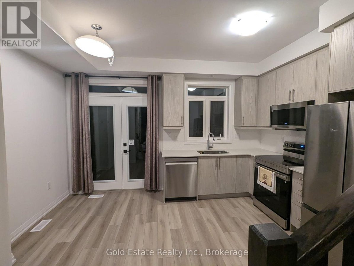 11 - 55 TOM BROWN DRIVE - Photo 6