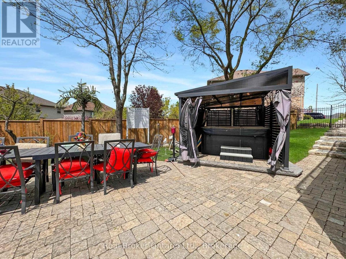 19 ZAVARELLA COURT - Photo 30